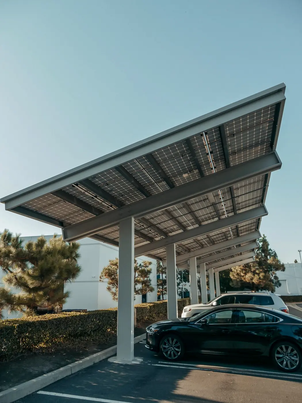 Solarcarport über einem Stellplatz